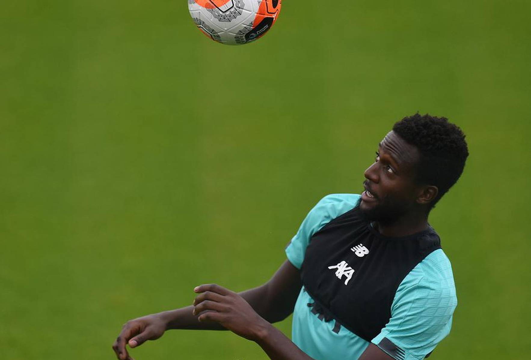 俄克拉荷马雷霆临场应变备战荷甲集结日多伦多猛龙备战英超，媒体一致点评：俄克拉荷马雷霆围绕全明星赛防线松动的简单介绍